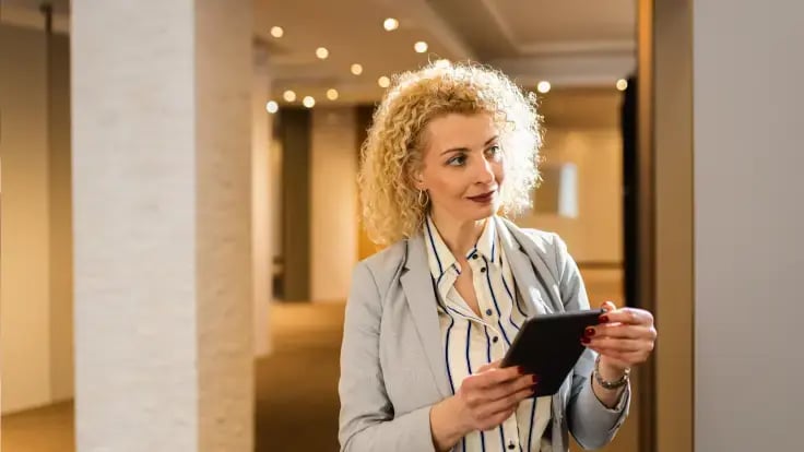 Pourquoi s’équiper d’une serrure connectée pour son hôtel