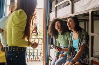 What should hostel owners know when setting up pricing strategies? thumbnail